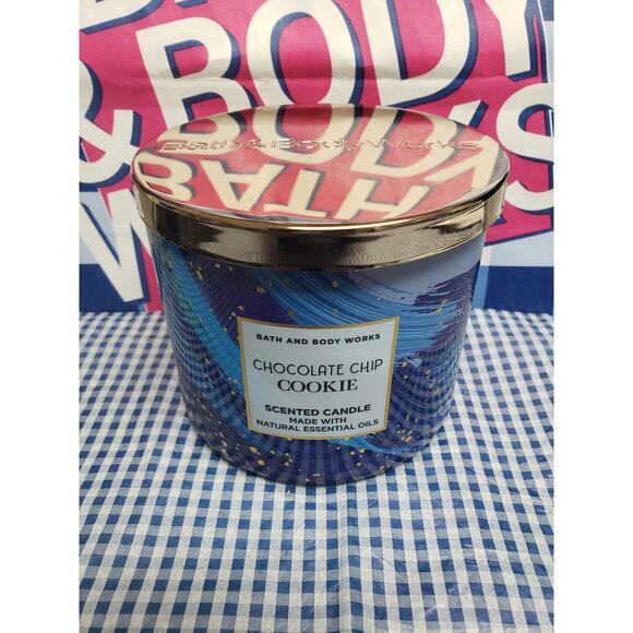 BBW Chocolate Chip Cookie Large 3 Wick Candle Home Fragrance Decor - Picture 1 of 2